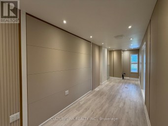 REAR 2ND & 3RD FLOOR - 5509 YONGE STREET Toronto (Willowdale East) Ontario photo 2