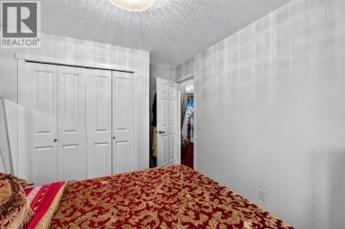 4726 44 Avenue NE Calgary Alberta photo 25