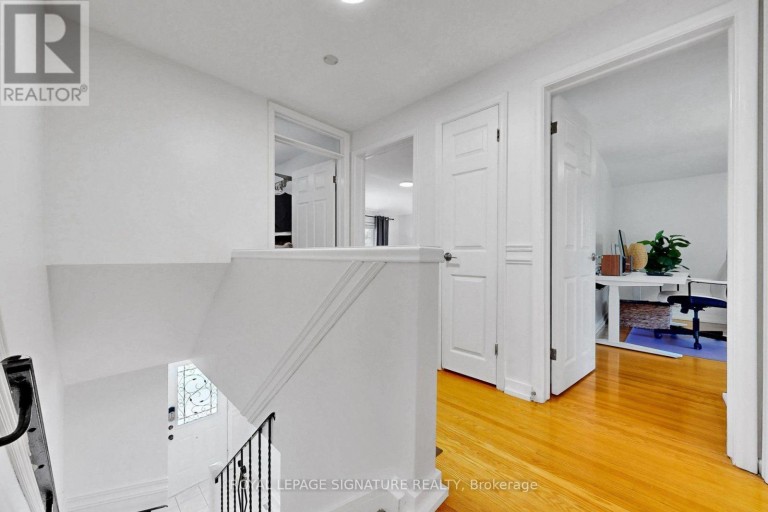 67 CATHEDRAL BLUFFS DRIVE, Toronto (Cliffcrest), Ontario, M1M2T6