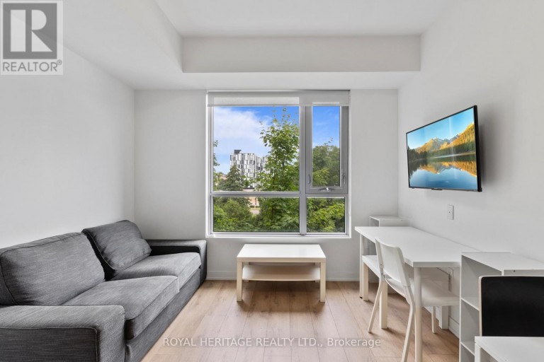 307 - 1800 SIMCOE STREET N, Oshawa (Samac), Ontario, L1G0C2