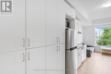 307 - 1800 SIMCOE STREET N Oshawa (Samac) Ontario photo 5