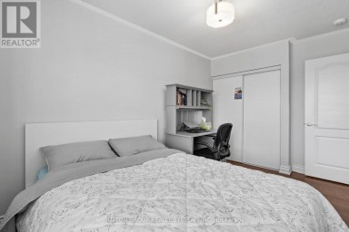 11 FUSILIER DRIVE Toronto (Clairlea-Birchmount) Ontario photo 21