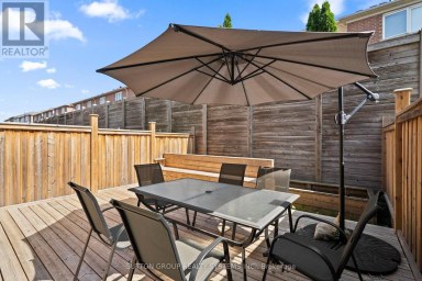 11 FUSILIER DRIVE Toronto (Clairlea-Birchmount) Ontario photo 23