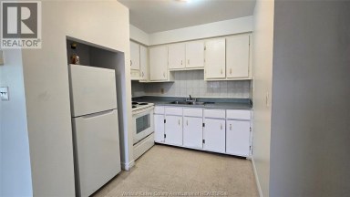 3254 MILLEN STREET Unit# 5 Windsor Ontario photo 4