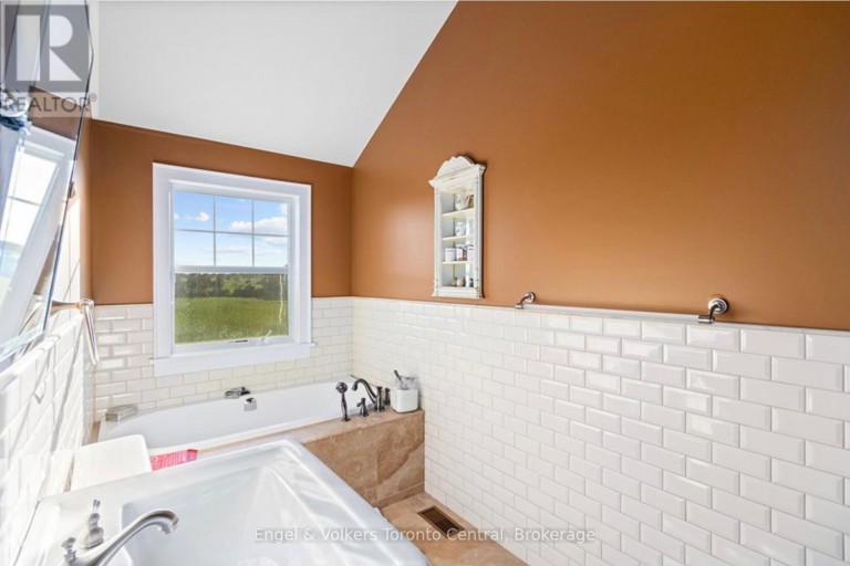 385073 4TH CONC A ROAD, Grey Highlands, Ontario, N0C1E0