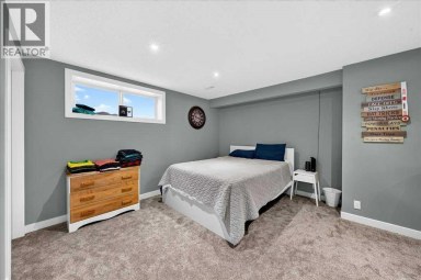 251 Hillcrest Circle SW Airdrie Alberta photo 23