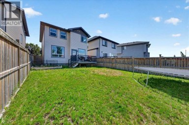 251 Hillcrest Circle SW Airdrie Alberta photo 27