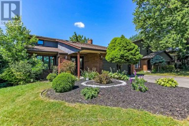 665 UPPER QUEEN STREET London South (South P) Ontario photo 1