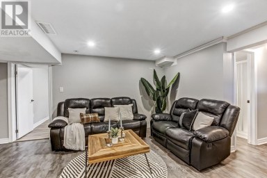 665 UPPER QUEEN STREET London South (South P) Ontario photo 29