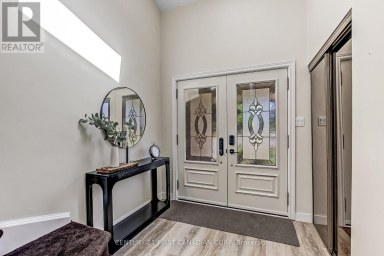 665 UPPER QUEEN STREET London South (South P) Ontario photo 6