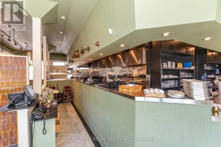 1444 DUPONT STREET, Toronto (Dovercourt-Wallace Emerson-Junction), Ontario, M6P4H3