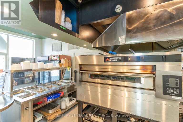 1444 DUPONT STREET, Toronto (Dovercourt-Wallace Emerson-Junction), Ontario, M6P4H3