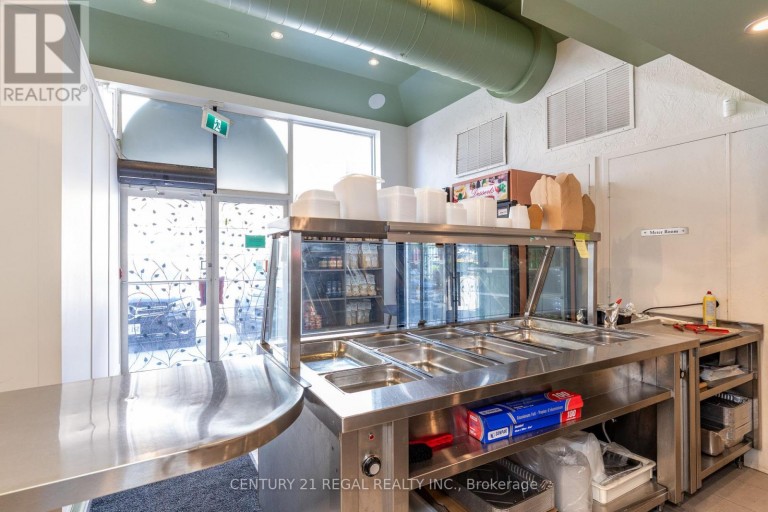 1444 DUPONT STREET, Toronto (Dovercourt-Wallace Emerson-Junction), Ontario, M6P4H3