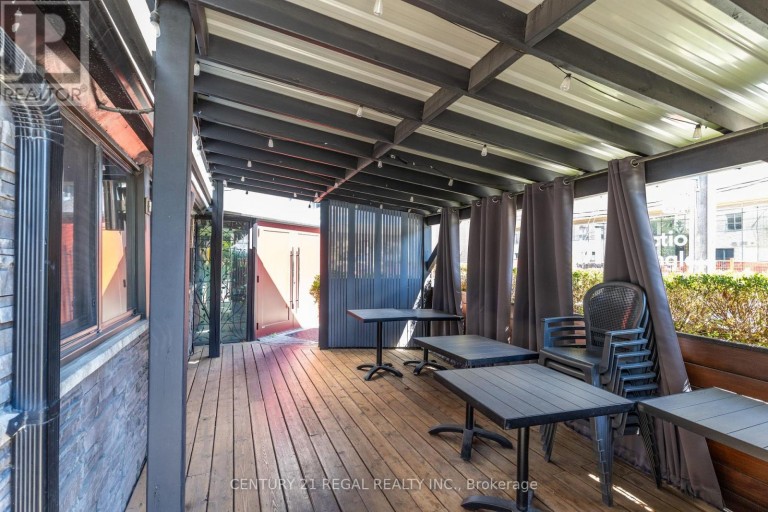 1444 DUPONT STREET, Toronto (Dovercourt-Wallace Emerson-Junction), Ontario, M6P4H3