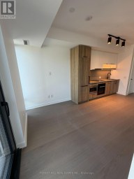 710 - 91 MONTCLAIR AVENUE Toronto (Forest Hill South) Ontario photo 4