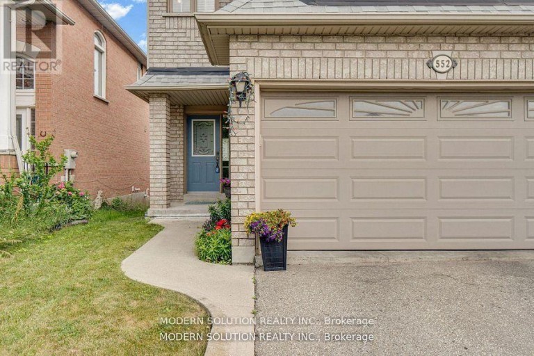 552 WILDGRASS ROAD, Mississauga (Cooksville), Ontario, L5B4H7