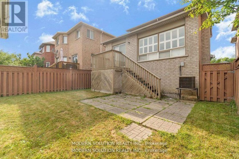 552 WILDGRASS ROAD, Mississauga (Cooksville), Ontario, L5B4H7