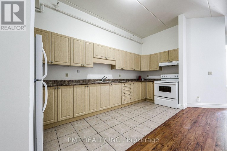 208 - 150 COLBORNE STREET E, Brantford, Ontario, N3T2G6