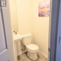 160 - 77 DIANA AVENUE Brantford Ontario photo 4