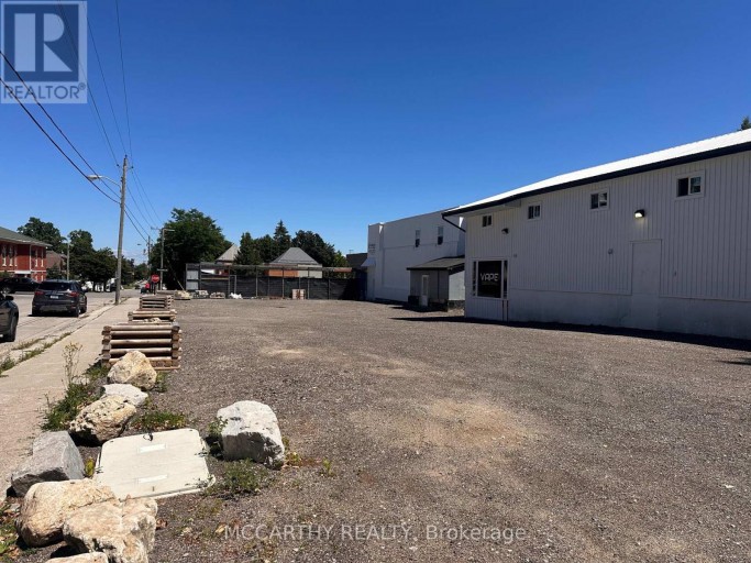 REAR - 124 OWEN SOUND STREET, Shelburne, Ontario, L9V3L3