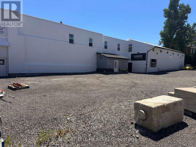 REAR - 124 OWEN SOUND STREET, Shelburne, Ontario, L9V3L3