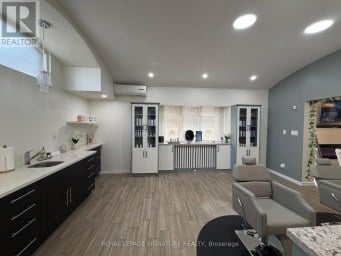1 - 12 DUKE STREET Hamilton (Durand) Ontario photo 12