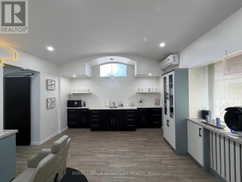 1 - 12 DUKE STREET Hamilton (Durand) Ontario photo 2