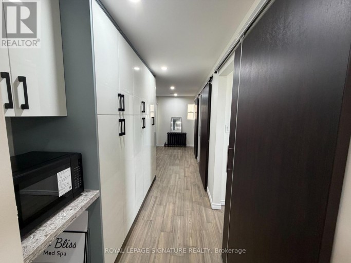 1 - 12 DUKE STREET, Hamilton (Durand), Ontario, L8P1X1