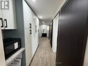 1 - 12 DUKE STREET Hamilton (Durand) Ontario photo 5