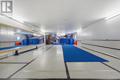 STUDIO AND OFFICES - 80 ALBERT STREET Central Huron (Clinton) Ontario photo 16