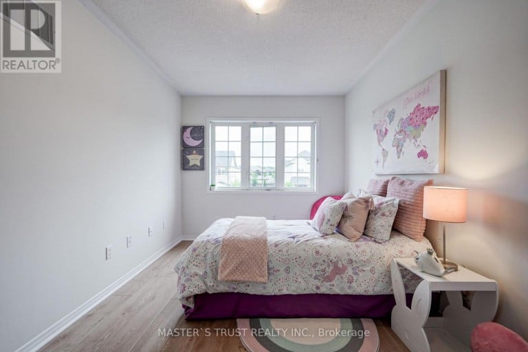 55 BETTINA PLACE, Whitby (Rolling Acres), Ontario, L1R0E9