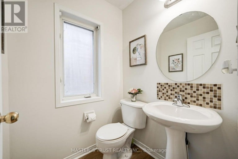 55 BETTINA PLACE, Whitby (Rolling Acres), Ontario, L1R0E9