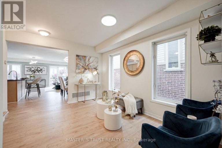 55 BETTINA PLACE, Whitby (Rolling Acres), Ontario, L1R0E9