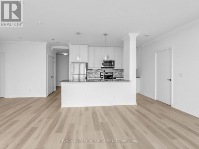 1705 - 840 QUEENS PLATE DRIVE, Toronto (West Humber-Clairville), Ontario, M9W0E7