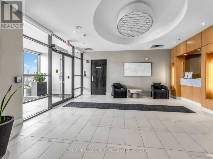 1705 - 840 QUEENS PLATE DRIVE, Toronto (West Humber-Clairville), Ontario, M9W0E7