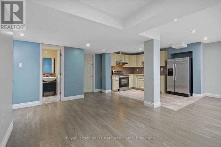 LOWER - 16 SERGIO MARCHI STREET, Toronto (Downsview-Roding-CFB), Ontario, M3L0B7