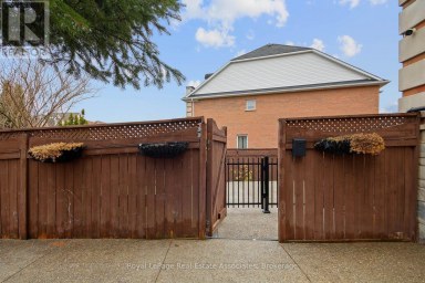 LOWER - 16 SERGIO MARCHI STREET Toronto (Downsview-Roding-CFB) Ontario photo 35