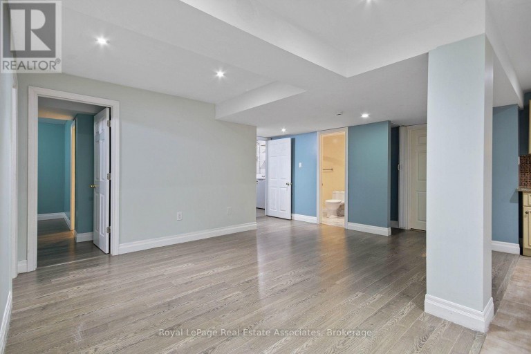 LOWER - 16 SERGIO MARCHI STREET, Toronto (Downsview-Roding-CFB), Ontario, M3L0B7