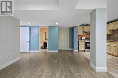 LOWER - 16 SERGIO MARCHI STREET Toronto (Downsview-Roding-CFB) Ontario photo 7