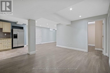 LOWER - 16 SERGIO MARCHI STREET Toronto (Downsview-Roding-CFB) Ontario photo 8