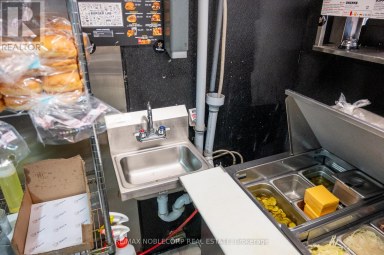 1205 QUEEN STREET W Toronto (South Parkdale) Ontario photo 25