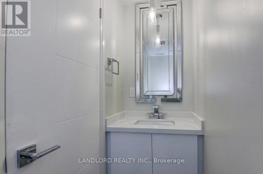 UPPER - 115 LIVINGSTONE AVENUE Toronto (Briar Hill-Belgravia) Ontario photo 22