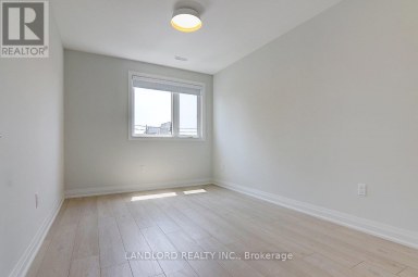 UPPER - 115 LIVINGSTONE AVENUE Toronto (Briar Hill-Belgravia) Ontario photo 24