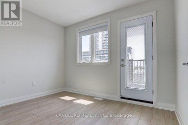 UPPER - 115 LIVINGSTONE AVENUE Toronto (Briar Hill-Belgravia) Ontario photo 29