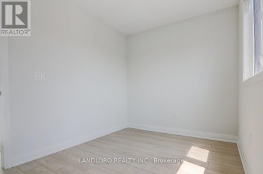 UPPER - 115 LIVINGSTONE AVENUE Toronto (Briar Hill-Belgravia) Ontario photo 30