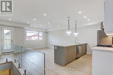 UPPER - 115 LIVINGSTONE AVENUE Toronto (Briar Hill-Belgravia) Ontario photo 8