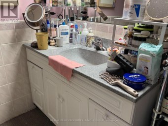 2330 DUFFERIN STREET Toronto (Caledonia-Fairbank) Ontario photo 6