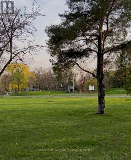 98 WIGMORE DRIVE, Toronto (Victoria Village), Ontario, M4A2E8