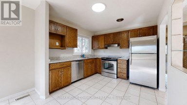 98 WIGMORE DRIVE Toronto (Victoria Village) Ontario photo 6