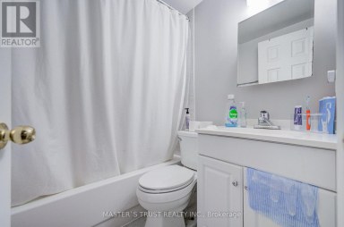 UNIT 2 - 1179 SIMCOE STREET S Oshawa (Farewell) Ontario photo 8